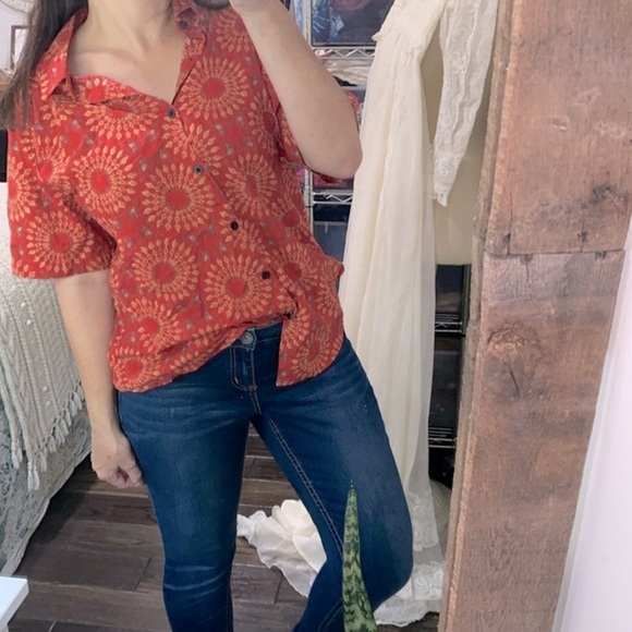 Red mens button down tropical shirt size large - Picture 1 of 6